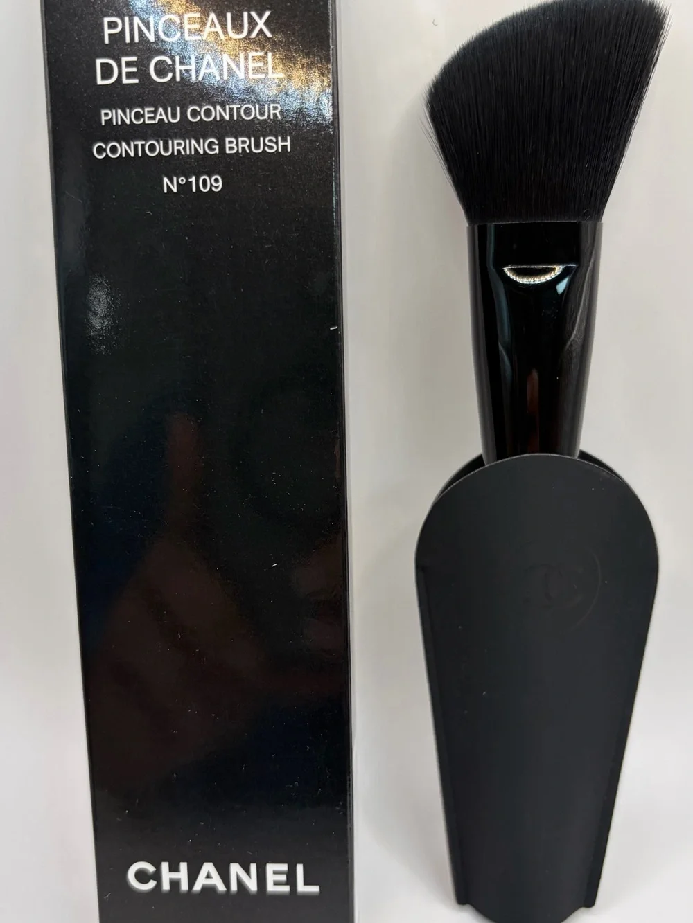 CHANEL Black Powder/Blush Makeup Brush with Protective Sleeve